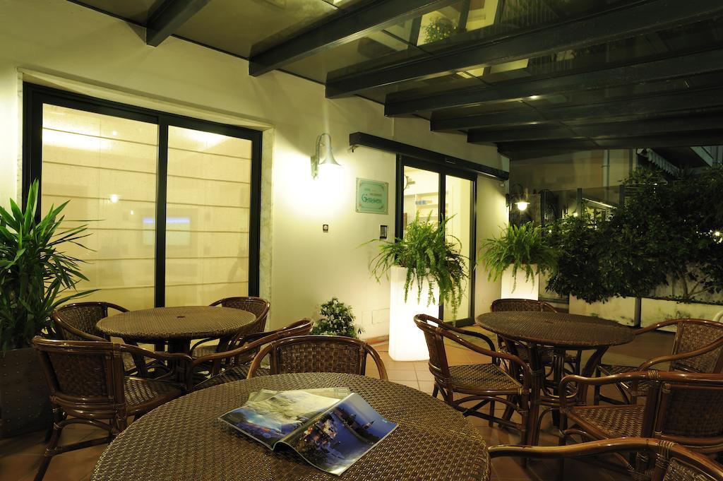 Hotel Garden Laigueglia Exteriör bild
